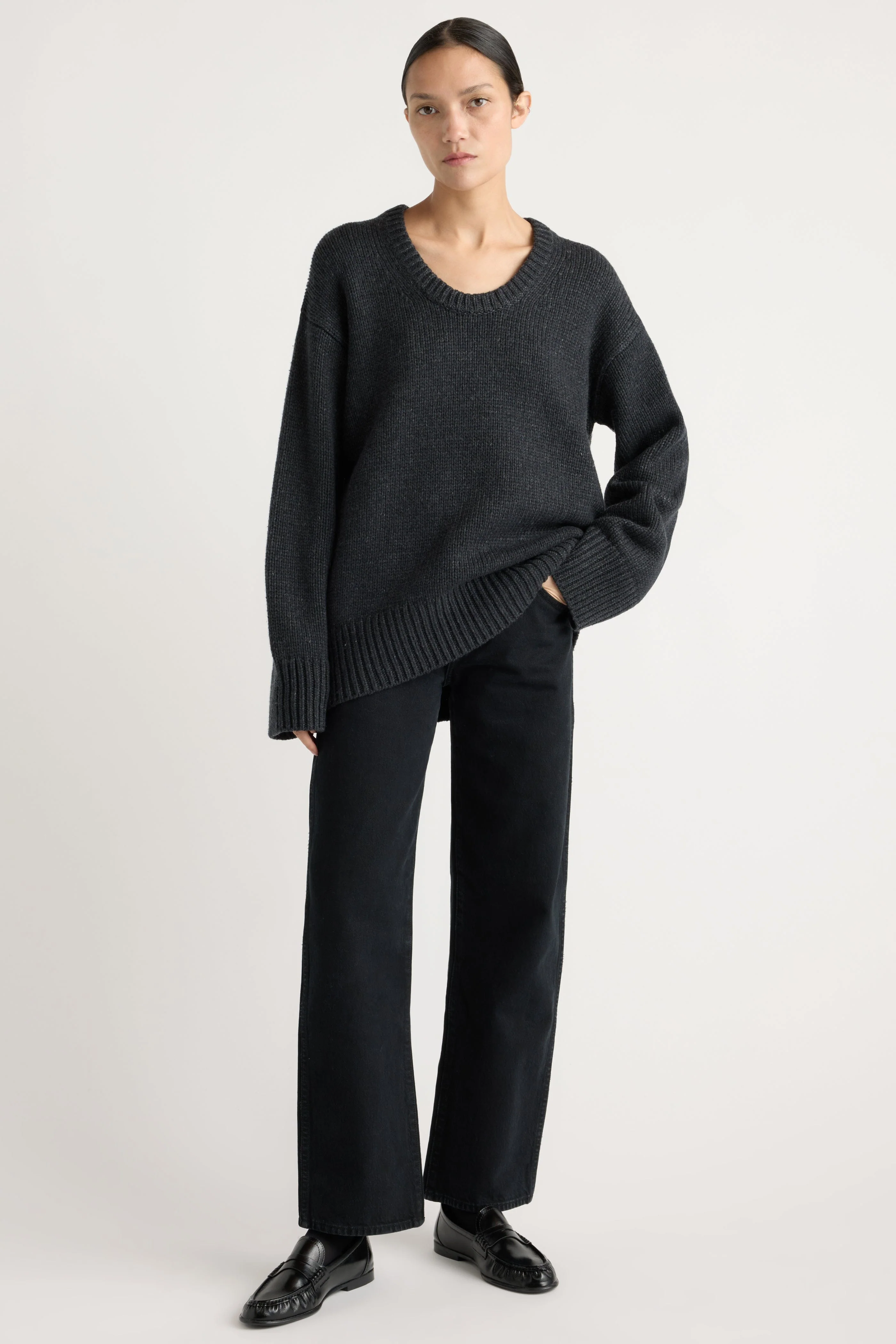 Archie Deep U-Neck Sweater - Image 4