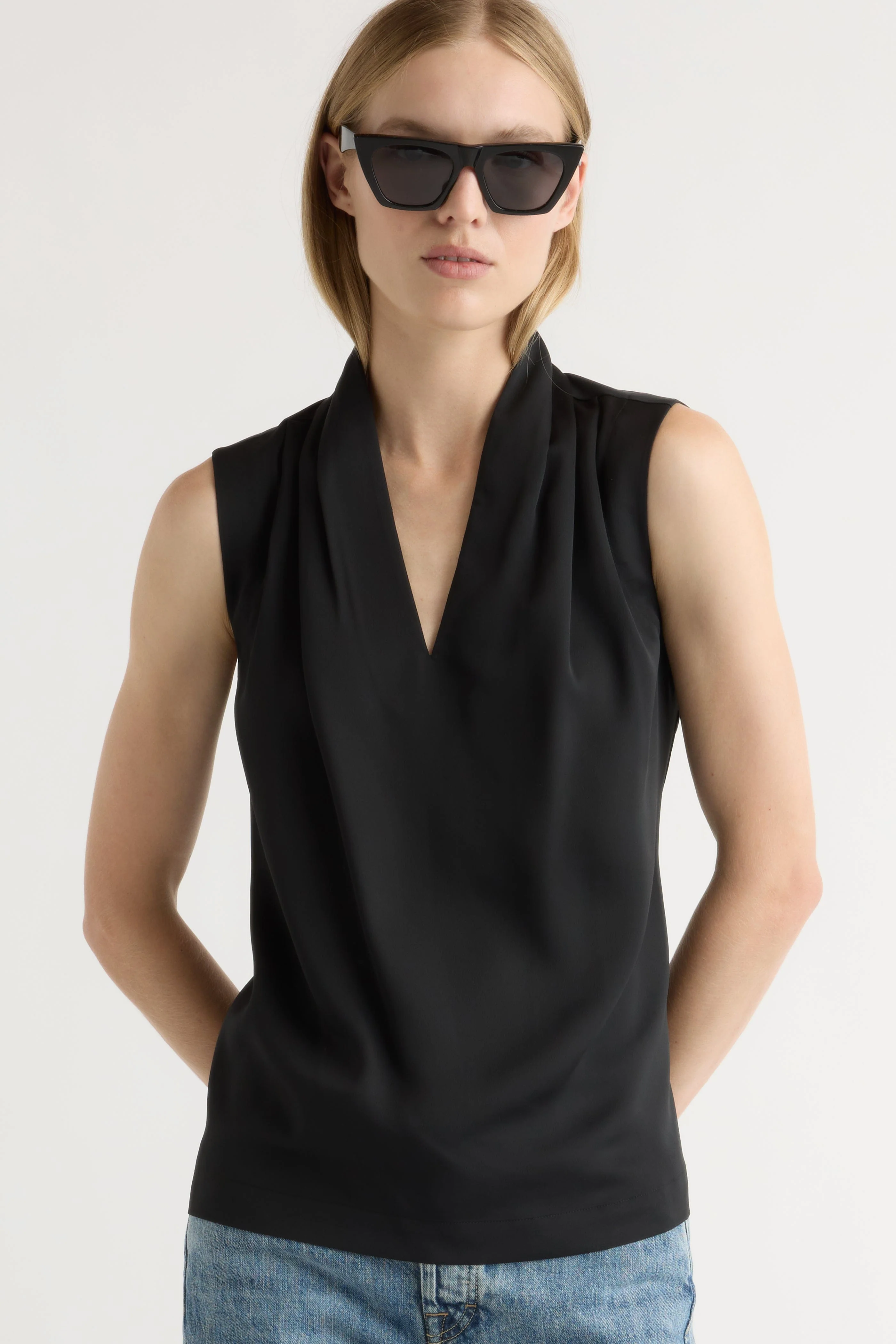 Jae V-Neck Sleeveless Blouse - Image 4