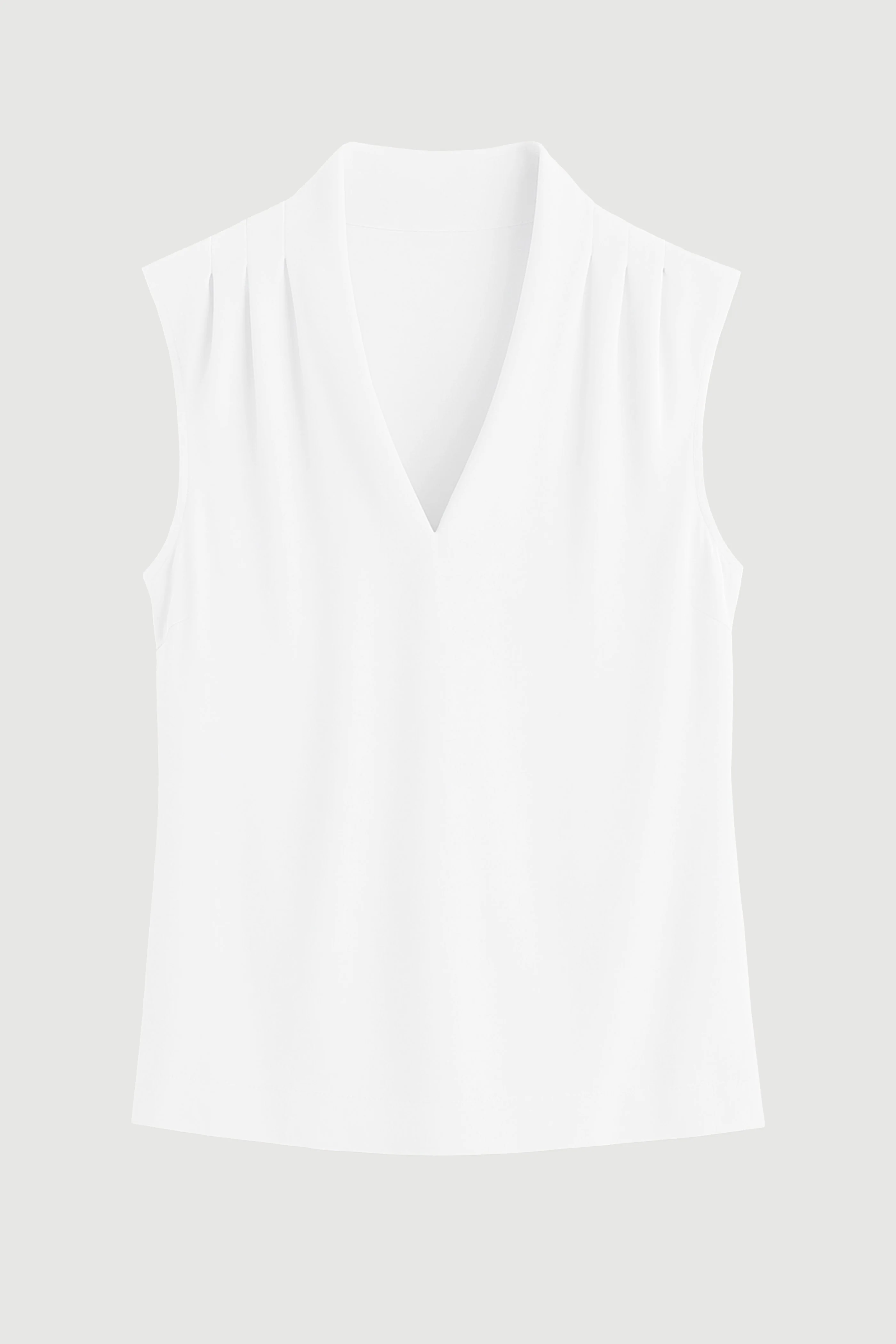 Jae V-Neck Sleeveless Blouse - Image 9