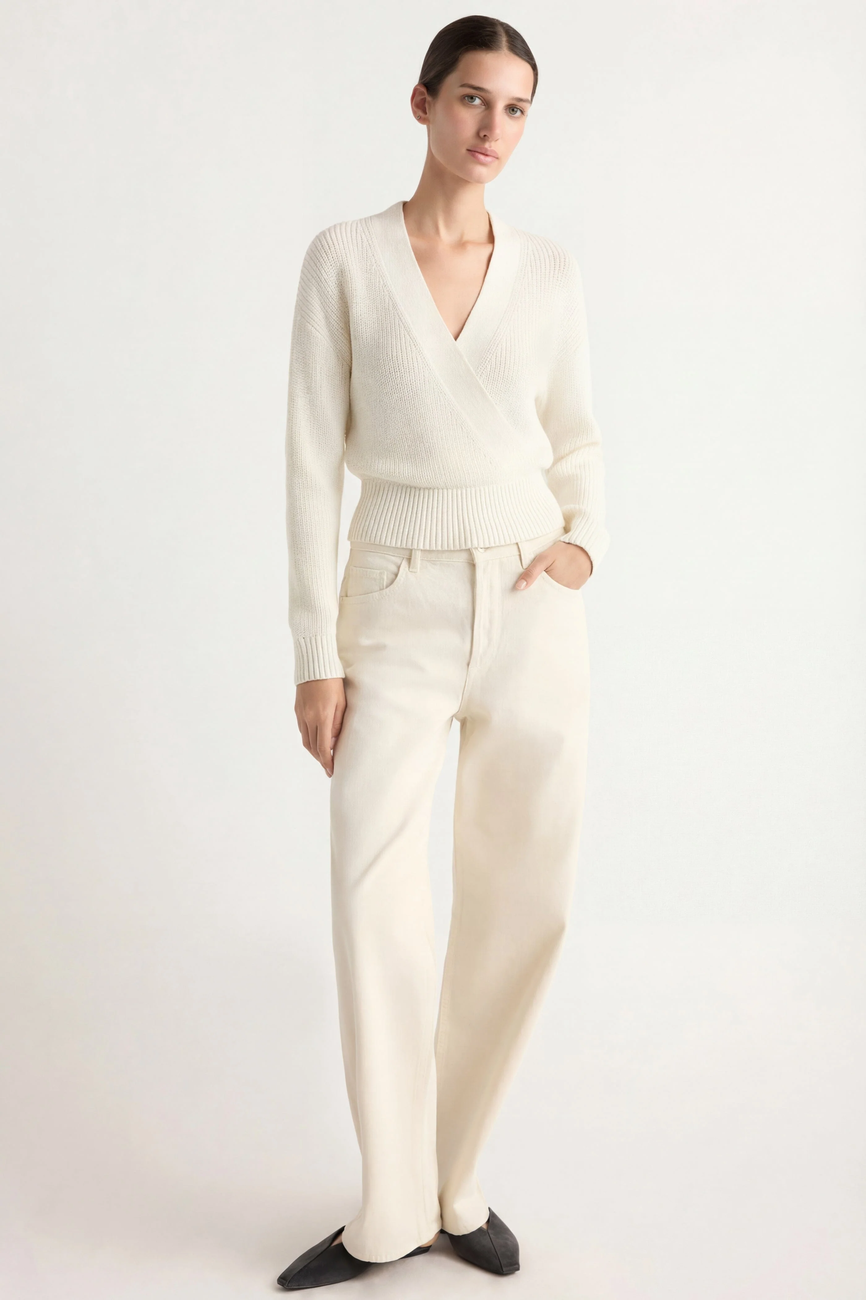 Maren Cropped V-Neck Sweater - Image 4